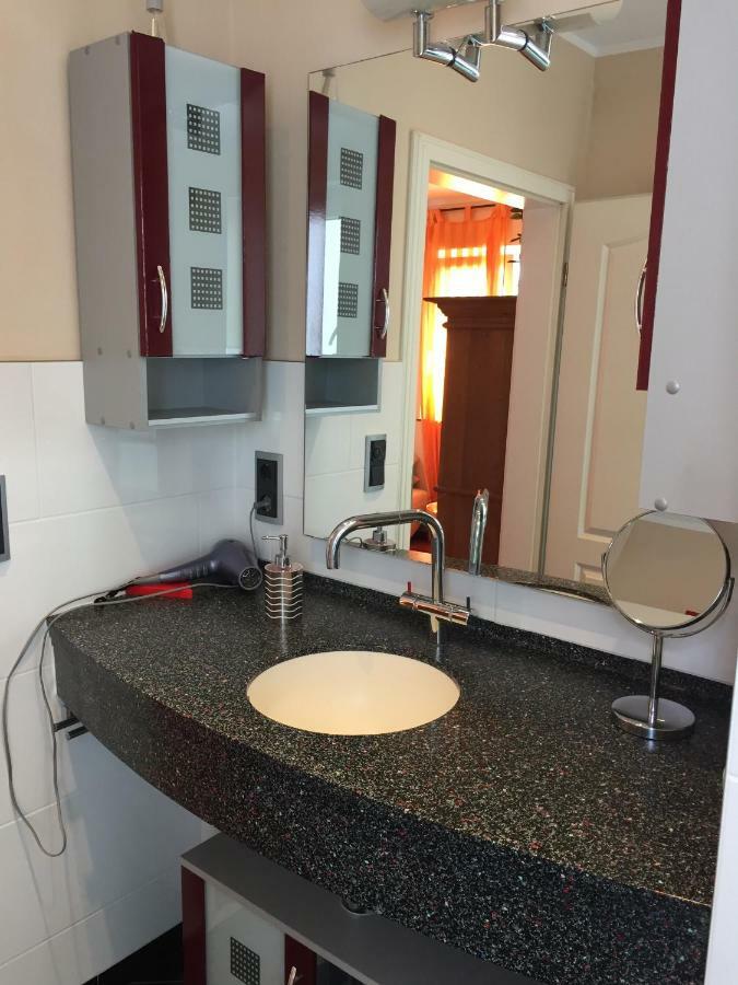 Apartment Leon Bonn Bagian luar foto