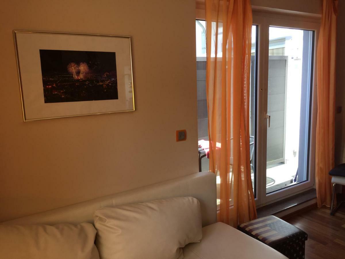 Apartment Leon Bonn Bagian luar foto